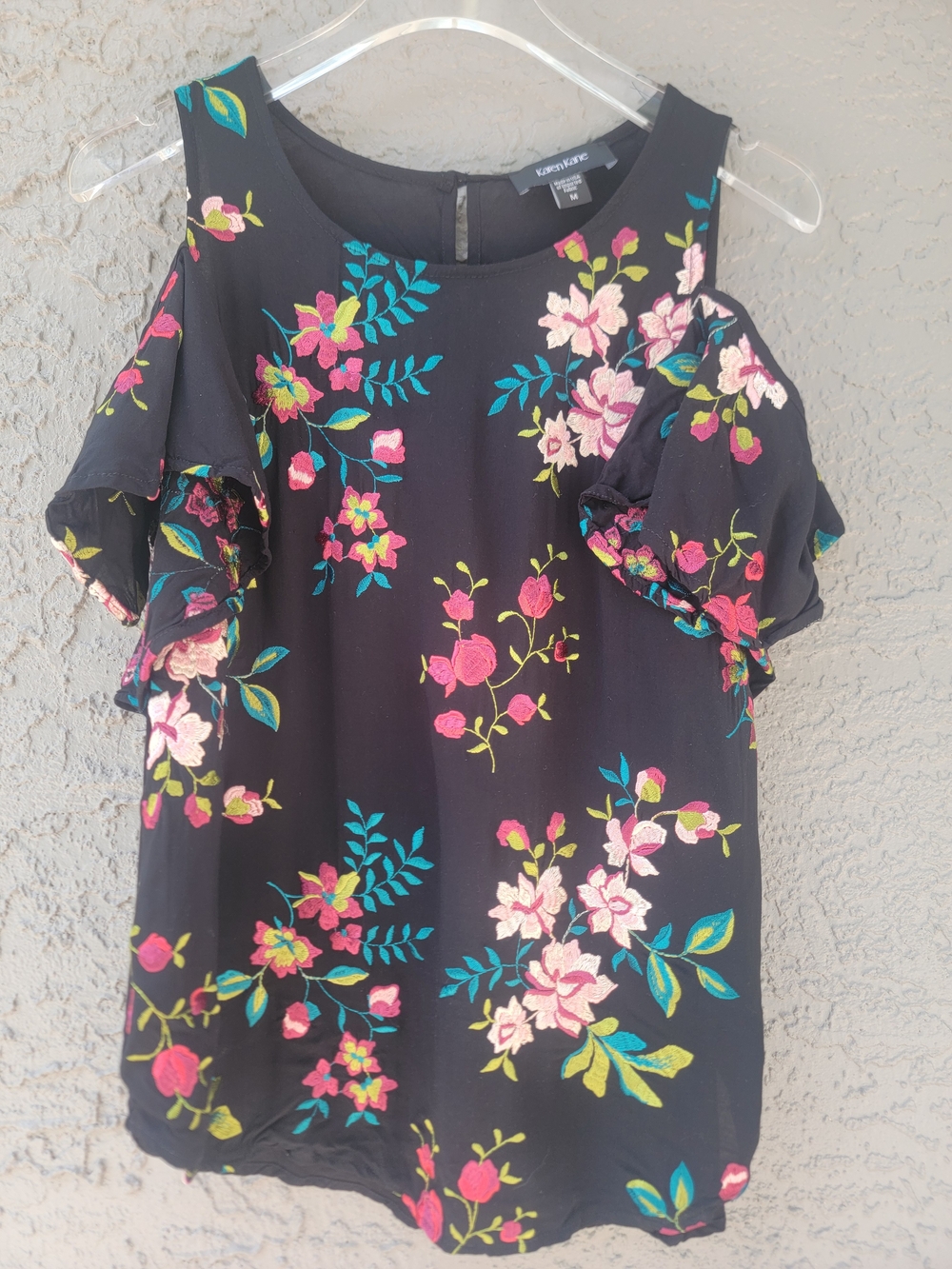 Karen Kane Embroidered Floral Cold Shoulder Blouse Black Size Medium Boho - Picture 3 of 11